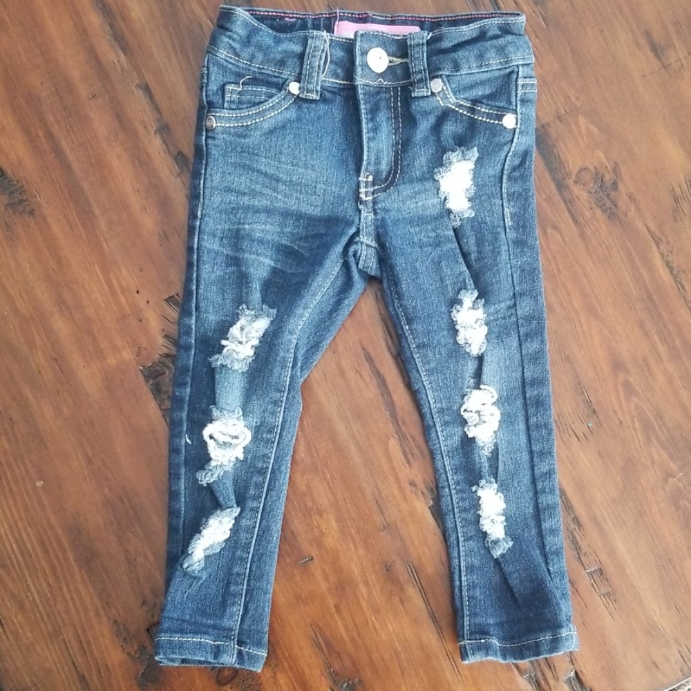 Distressed skinny Jean's